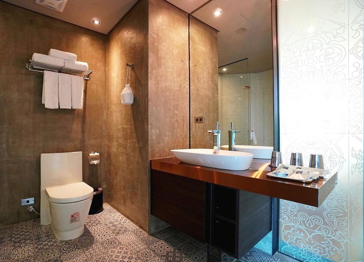Thinker Hotel Yingge Exterior photo